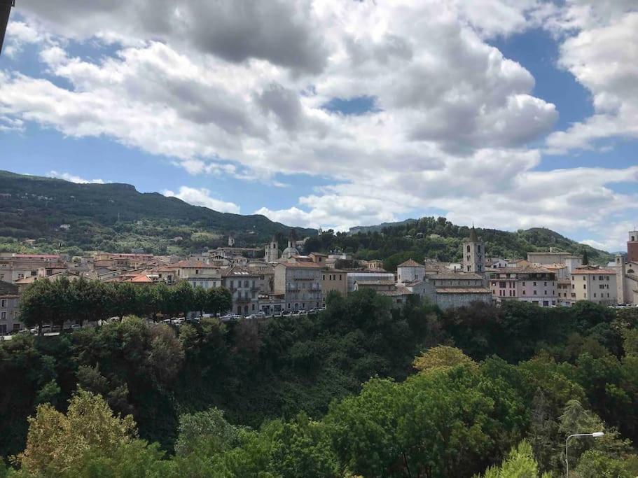L'Attico Sul Fiume Center Home Ascoli Piceno megye Kültér fotó